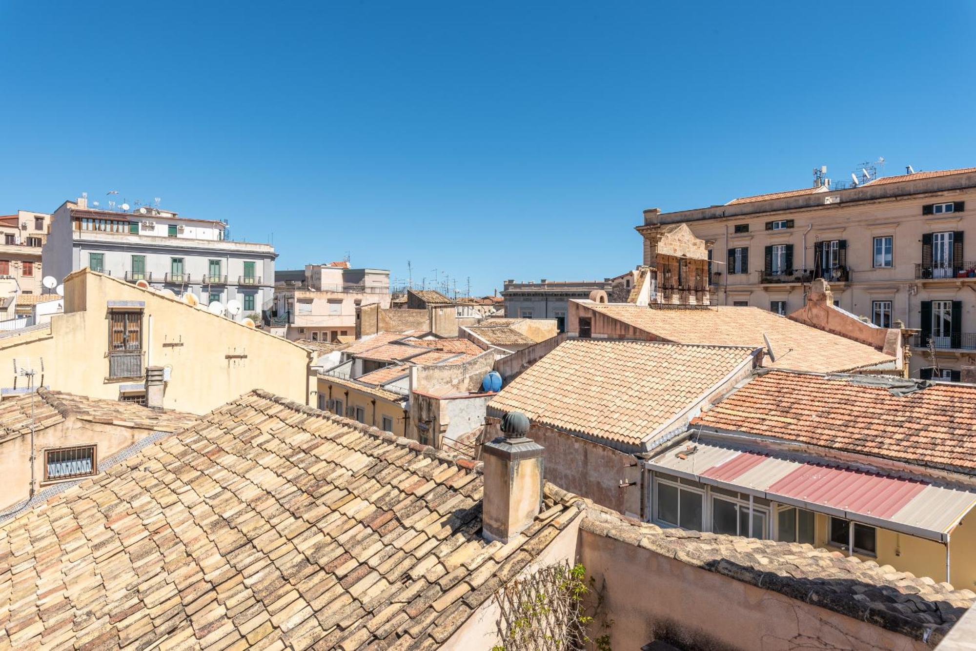 Una Terrazza Su Via Calderai By Wonderful Italy Palermo